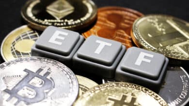 Bitcoin and Ethereum Investment Products Bleed $400M as Inflation Concerns Grow