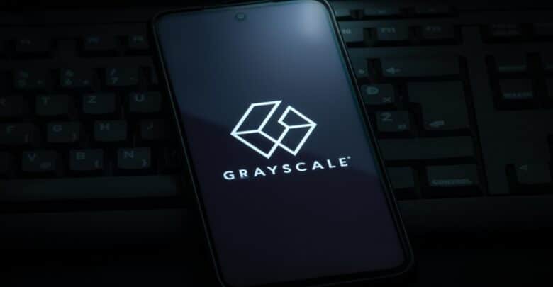 Grayscale Unveils Avalanche Trust Fund as AVAX Shows Signs of Strong Recovery