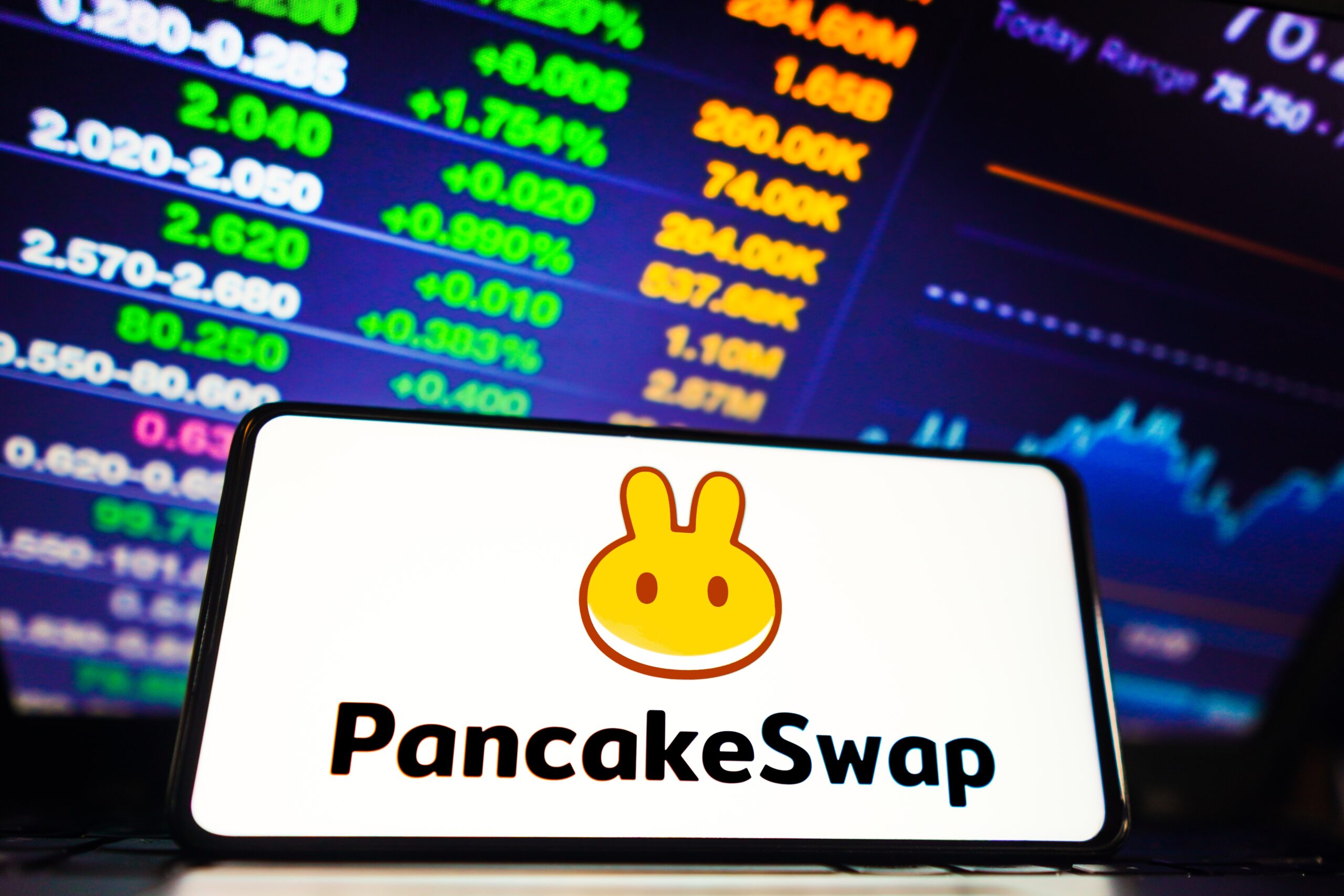 PancakeSwap Targets Uniswap Users with $8 Million Fee Refund Campaign